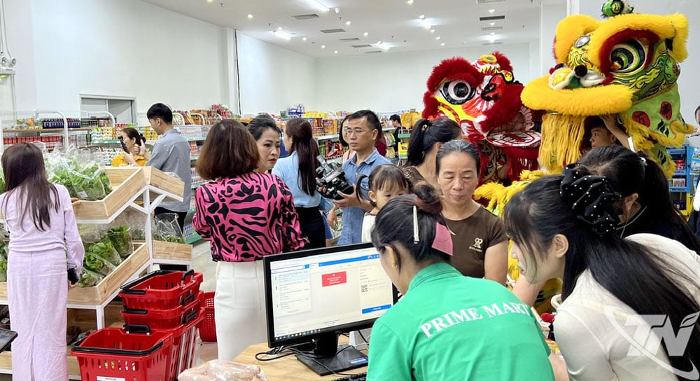 Khai trương Prime Mart đánh dấu bước tiến trong hành trình hoàn thiện hệ sinh thái dịch vụ khép kín. Ảnh Hà Thắng