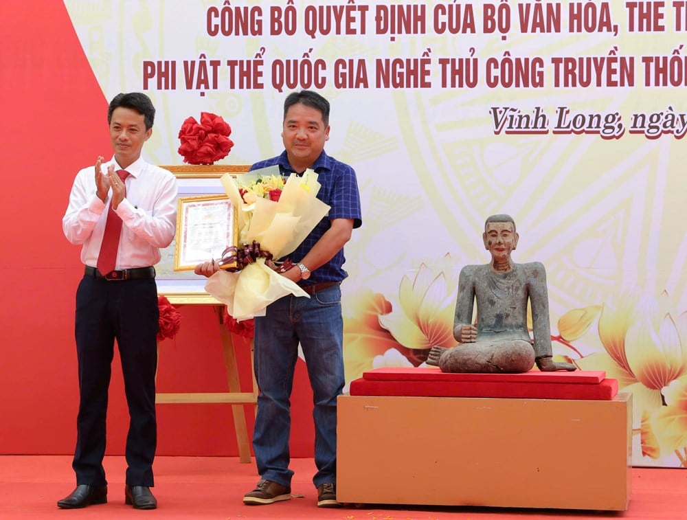 Upacara pembukaan serangkaian kegiatan untuk merayakan Hari Warisan Budaya Vietnam 23 November - foto 10