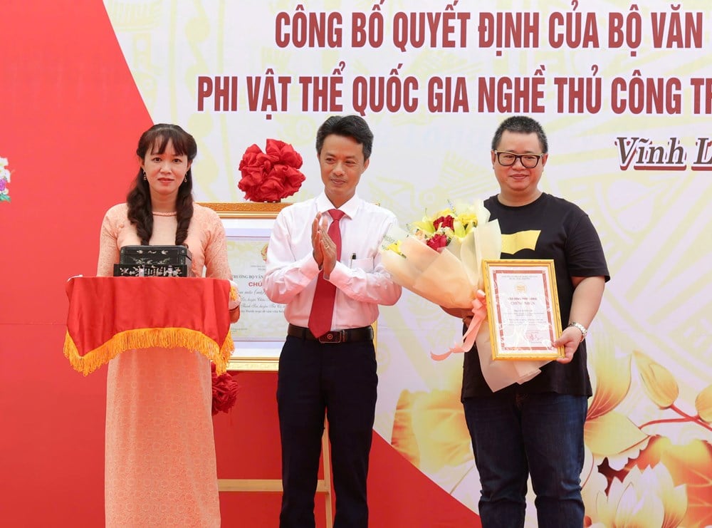 Upacara pembukaan serangkaian kegiatan untuk merayakan Hari Warisan Budaya Vietnam 23 November - foto 11