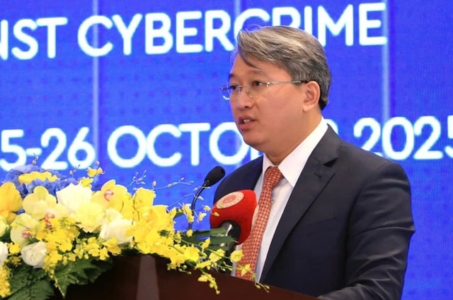 - Foto 1. - Ảnh 1.