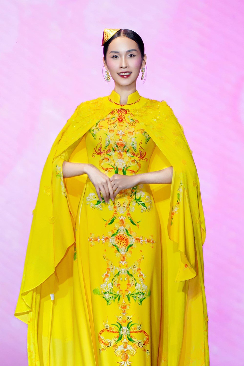 Honoring Vietnamese culture and fashion products - photo 5