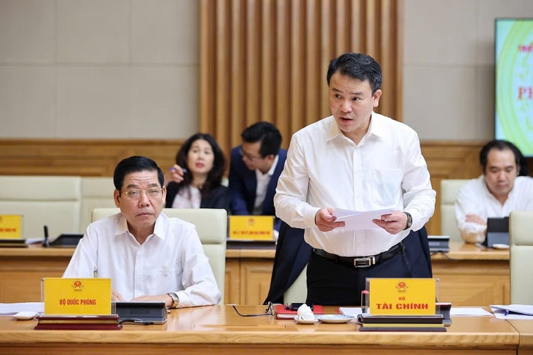 Usnesení 68-NQ/TW: Soukromá ekonomická „situace“ je prosperujícíjší – Foto 2. Nghị quyết 68-NQ/TW: 'Bức tranh' kinh tế tư nhân thêm khởi sắc- Ảnh 2.