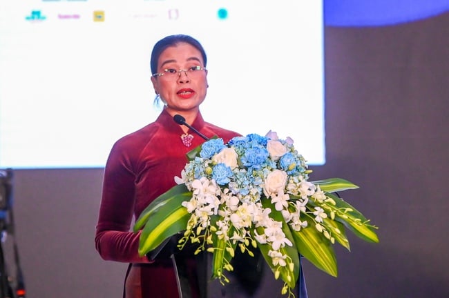 Φωτογραφία Ανόι ’25 – Ένας χώρος διαλόγου φωτογραφίας και σύγχρονης δημιουργικότητας - Φωτογραφία 1. Photo Hanoi ’25 – Không gian đối thoại của nhiếp ảnh và sáng tạo đương đại - Ảnh 1.