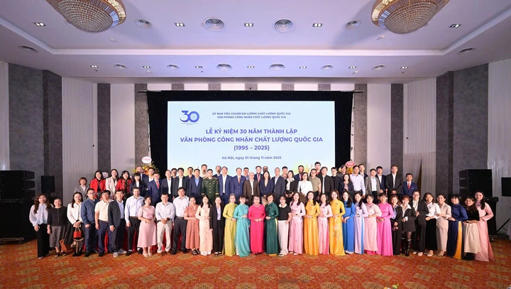 A nemzeti minőség bizalmi alapjának kiépítése: A BoA három évtizedes növekedése - 5. kép. Xây nền tin cậy cho chất lượng quốc gia: Ba thập kỷ trưởng thành của BoA- Ảnh 5.