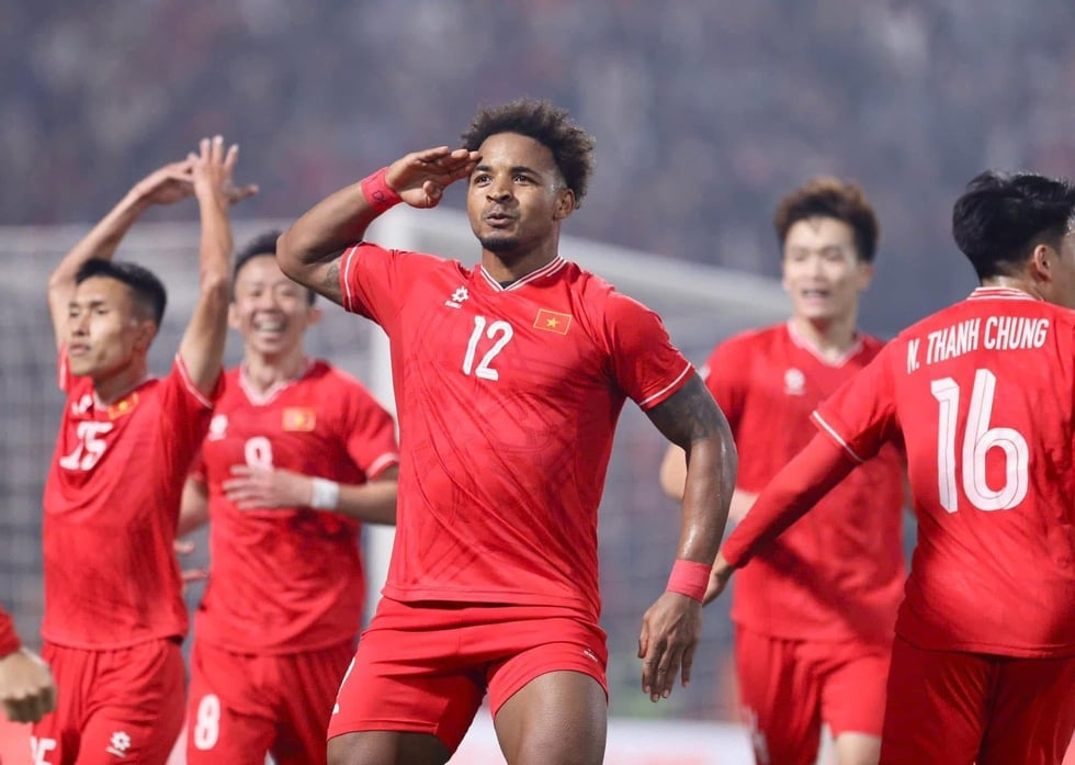 A seleção vietnamita conta novamente com Xuan Son - Foto 1. Đội tuyển Việt Nam lại có Xuân Son- Ảnh 1.