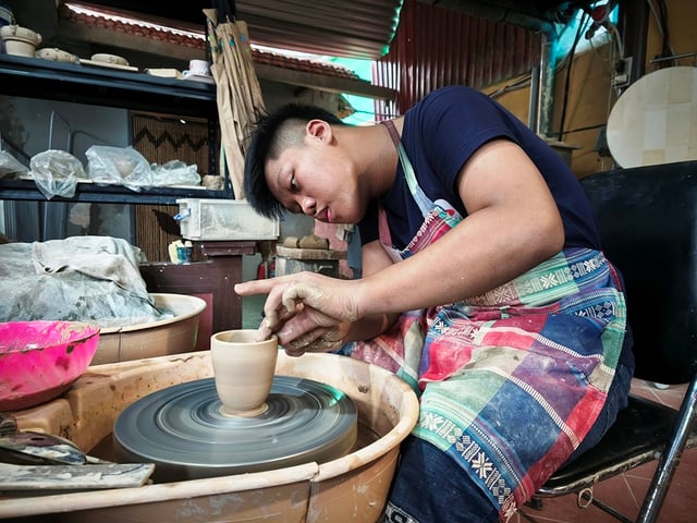 Ceramică Raku și artizani speciali - Fotografia 1. Gốm Raku và những nghệ nhân đặc biệt- Ảnh 1.