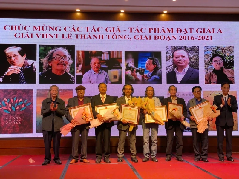 A Thanh Hoa irodalom és művészet fejlesztése az új korszakban