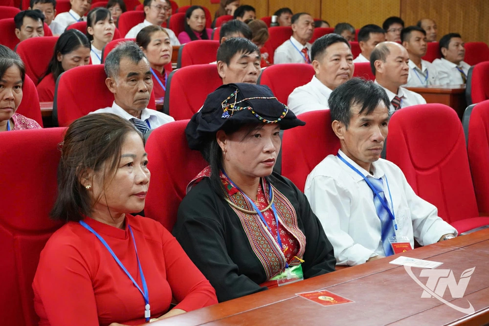 Делегаты 1-го съезда Комитета Коммунальной партии Динь Хоа, 2025-2030 гг. Иллюстративное фото.