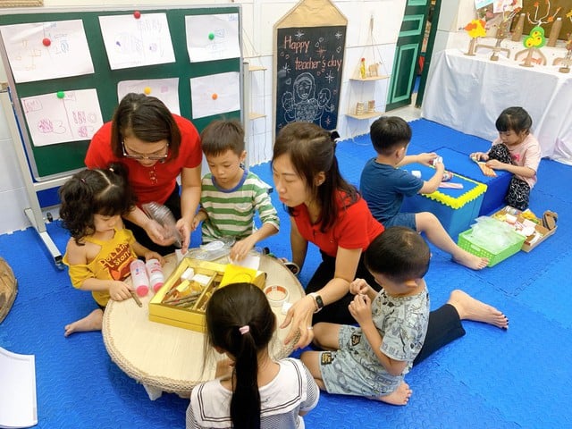 Tất cả nhà giáo đều được hưởng hệ số lương đặc thù

- Ảnh 1.