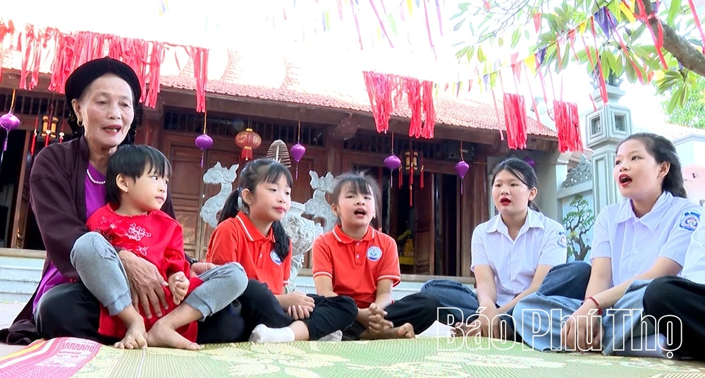 נאם קואנג - ארץ השירים ששומרים על משמעות ואהבה