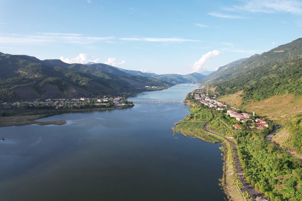 תחרויות ספורט המוניות מרגשות בין קבוצות אתניות במונג ליי - תמונה 2