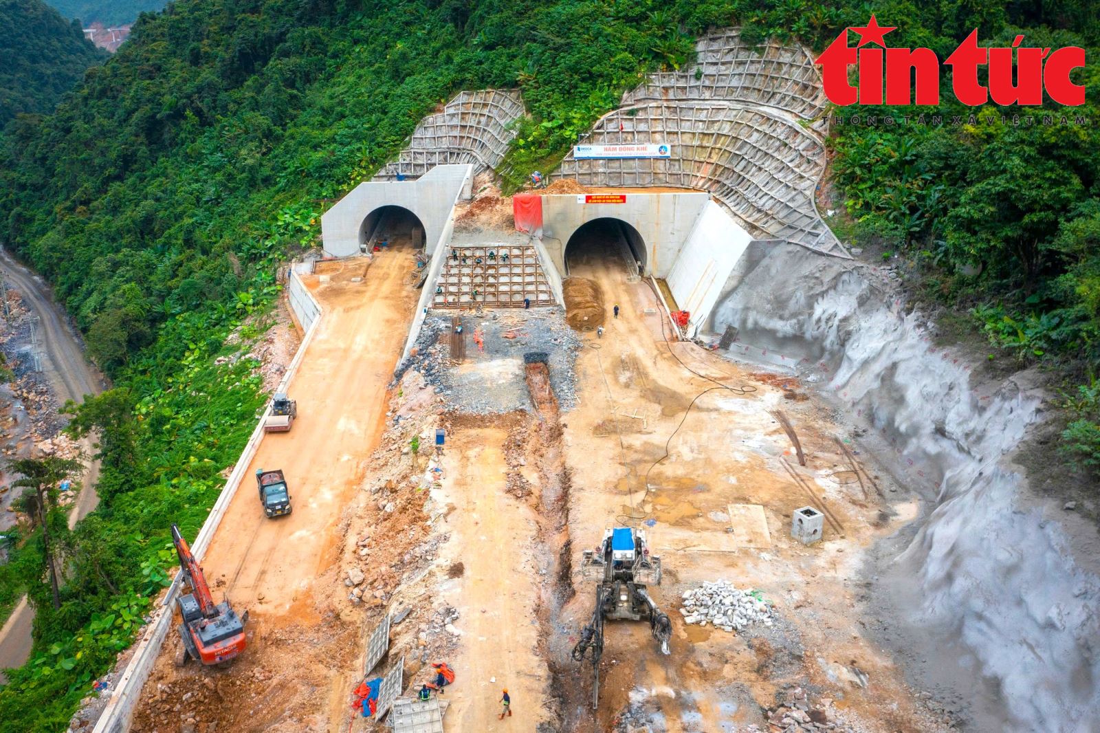Підпис до фотографії