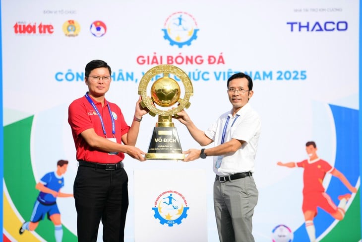 Báo Tuổi Trẻ - Ảnh 2.