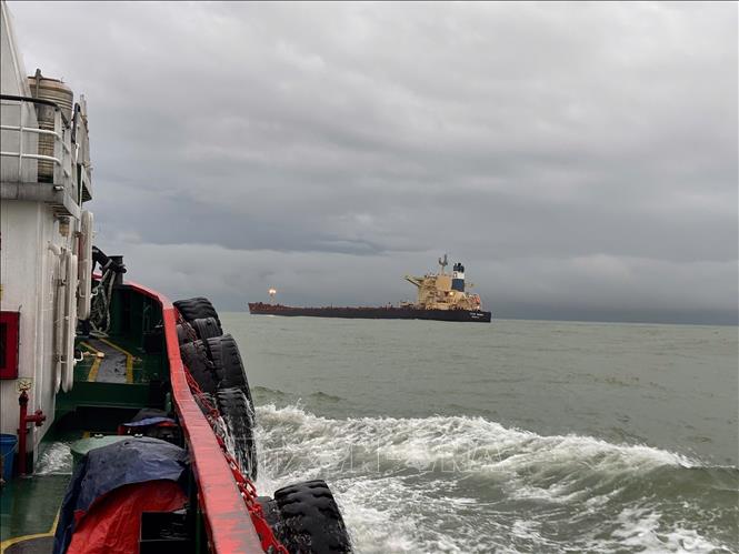 ছবির ক্যাপশন