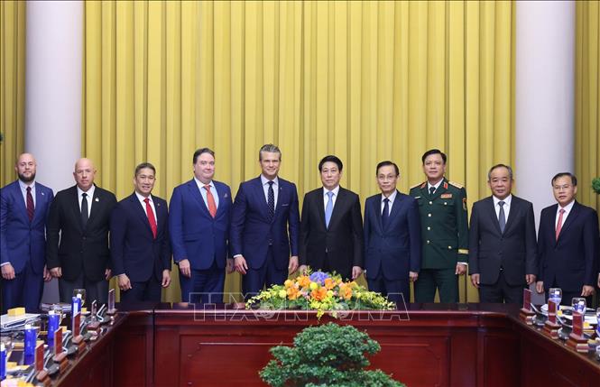 ছবির ক্যাপশন