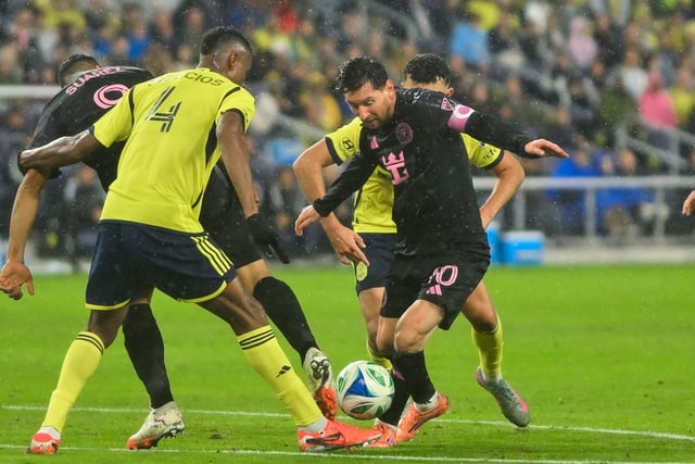 Ronaldo lập cú đúp giúp Al Nassr toàn thắng, Messi ghi siêu phẩm nhưng Inter Miami lại phải…- Ảnh 1.