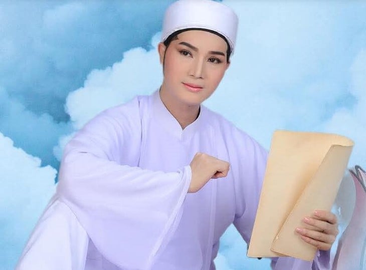 Ле Чунг Тхао и Бинь Тинь получили золотые медали на театральном фестивале в Китае - Фото 1. Lê Trung Thảo - Ảnh 1.