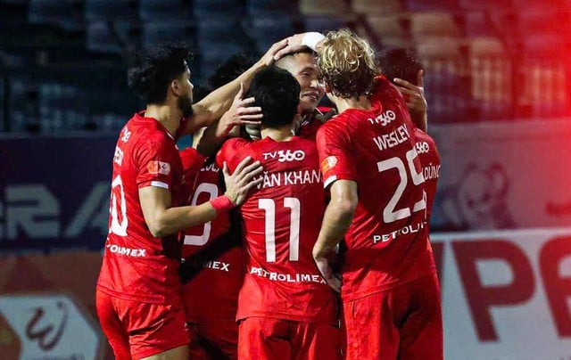 Последние рейтинги V-League: Тхань Хоа опускается на дно с HAGL, Хайфон выпадает из тройки лидеров — Фото 1. Bảng xếp hạng V-League mới nhất: Thanh Hóa chìm sâu dưới đáy cùng HAGL, Hải Phòng bị văng khỏi tốp 3- Ảnh 1.