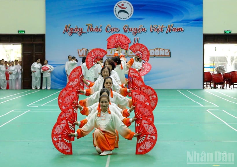 ວັນ​ໄທ​ຈີ​ຫວຽດນາມ ຖືກ​ຈັດ​ຂຶ້ນ​ເປັນ​ປະຈຳ​ປີ ​ເພື່ອ​ເຊື່ອມ​ຕໍ່​ບັນດາ​ສະ​ໂມ​ສອນ, ​ໃຫ້​ກຽດ​ຄຸນຄ່າ​ຂອງ​ສິລະ​ປະ​ຍຸດ​ໂທ​ປະກອນ​ນີ້ ​ແລະ ຊຸກຍູ້​ການ​ເຄື່ອນ​ໄຫວ​ກິລາ​ເພື່ອ​ສຸຂະພາບ​ຂອງ​ຊຸມ​ຊົນ.