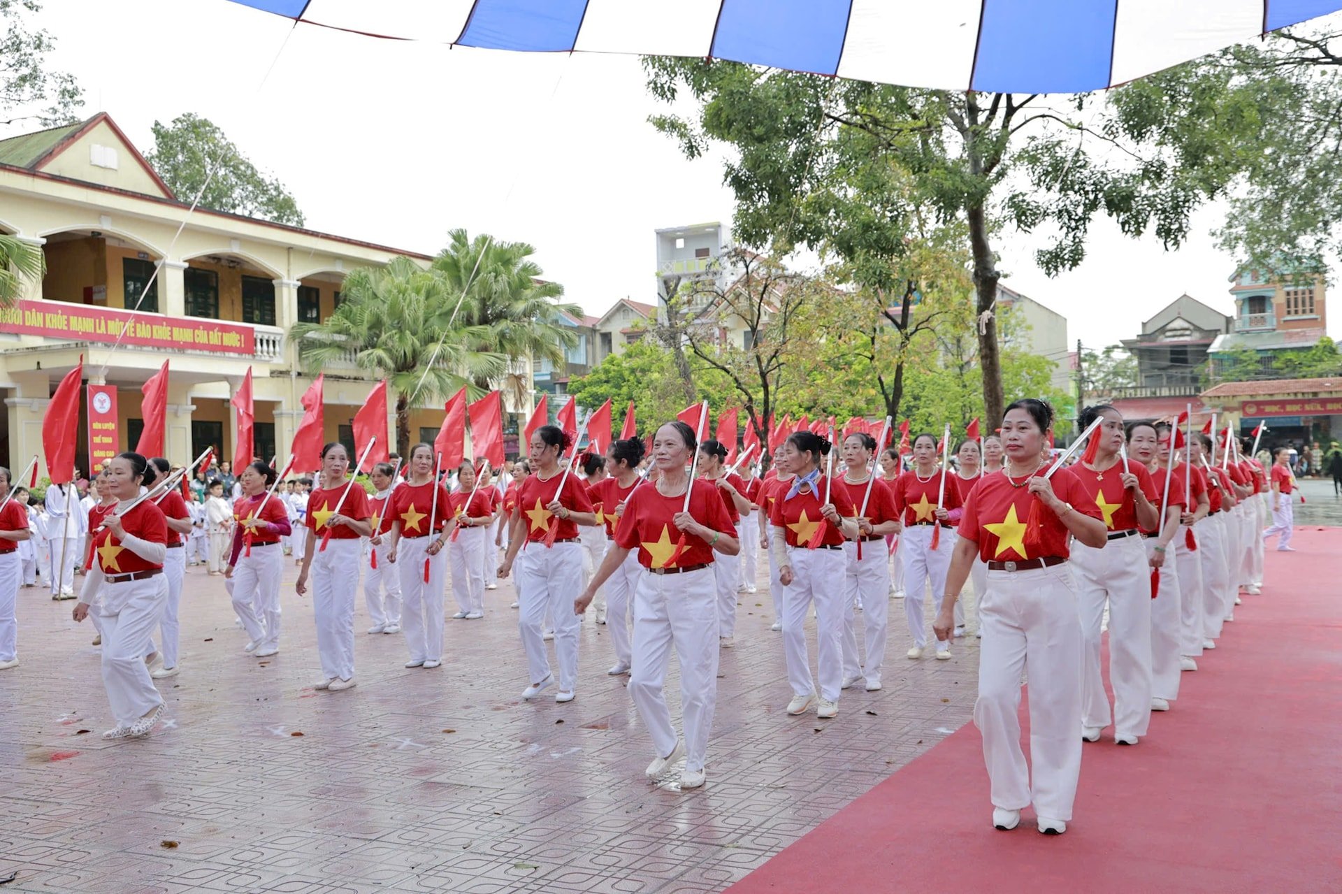 Gần 1.200 người tham gia Đại hội Thể dục thể thao xã Đa Phúc lần thứ I năm 2025- Ảnh 3.