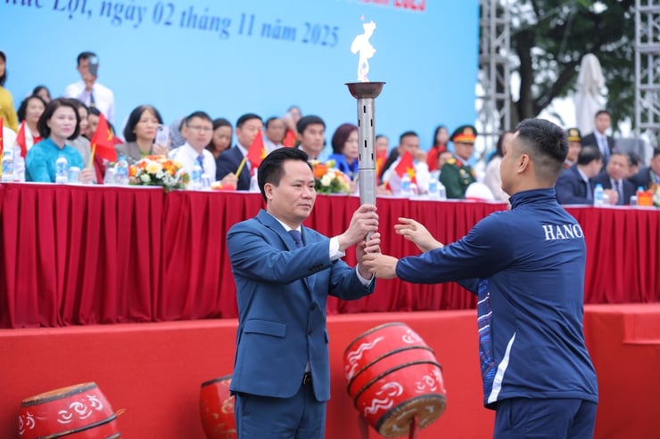 Gần 2.000 vận động viên tham gia Đại hội Thể dục thể thao phường Phúc Lợi lần thứ I năm 2025- Ảnh 6.