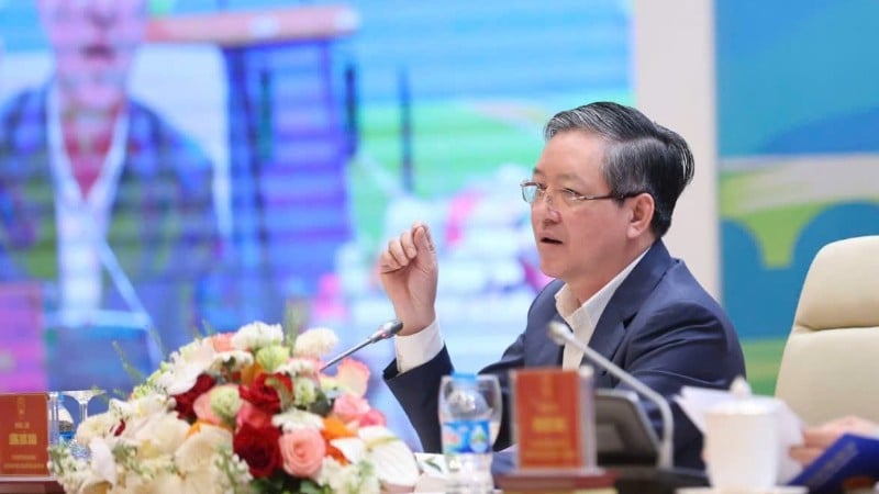 Chủ tịch Hội Nông dân Việt Nam, Lương Quốc Đoàn trả lời câu hỏi băn khoăn của hợp tác xã Đầu tư phát triển Sông Giá (Hải Phòng).