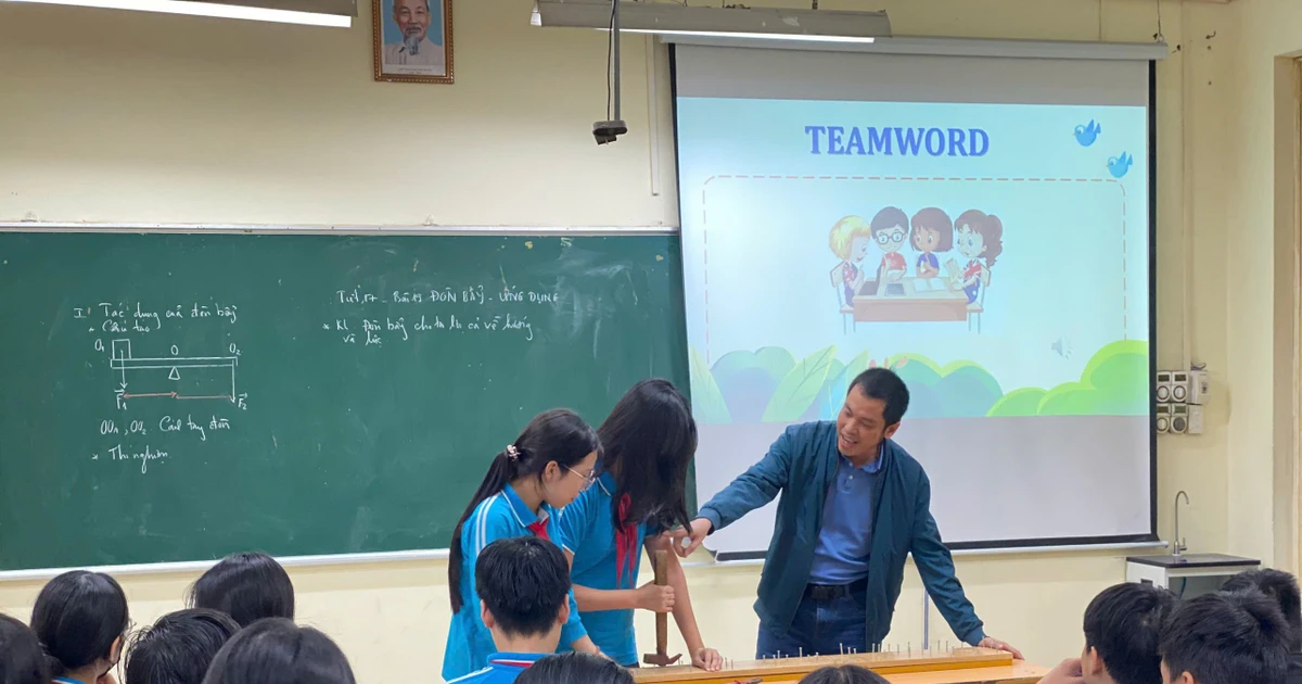 Nóng trong tuần: Nhà giáo được hưởng 'hệ số lương đặc thù'; Thủ tướng phê duyệt Đề án tiếng Anh