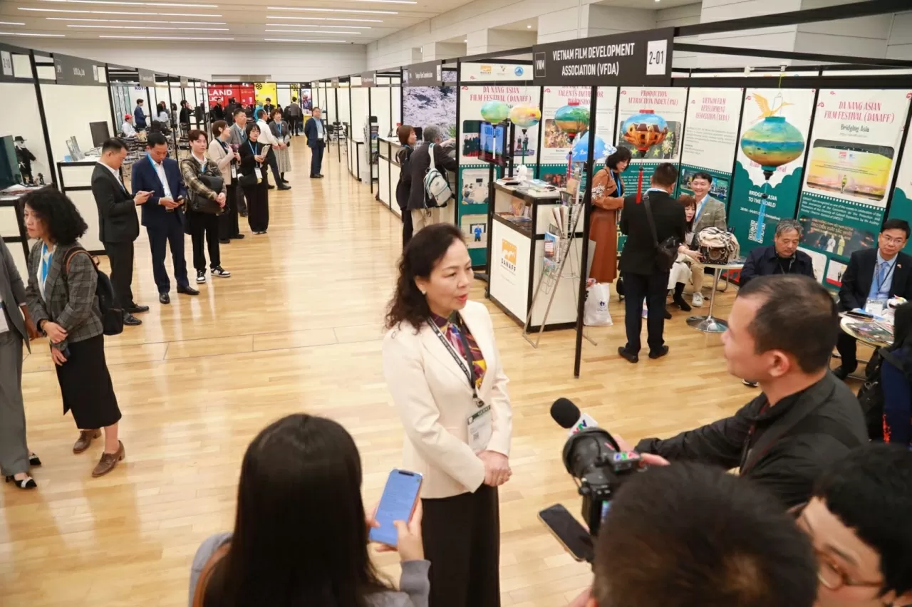 Působivá cesta vietnamské kinematografie na 38. mezinárodním filmovém festivalu v Tokiu Hành trình ấn tượng của điện ảnh Việt Nam tại Liên hoan phim quốc tế Tokyo lần thứ 38