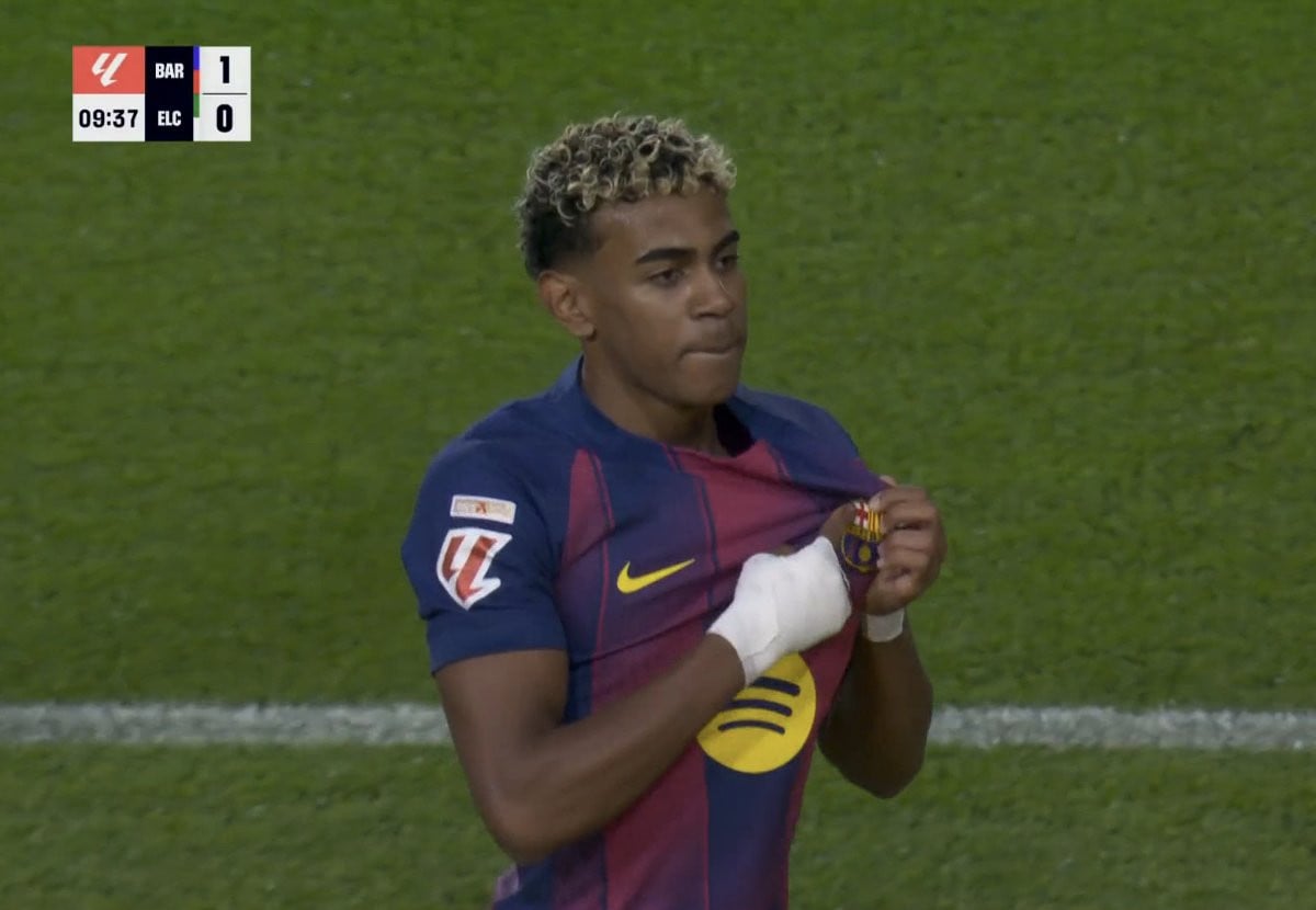 lamine yamal the touchline 3 11.jpg