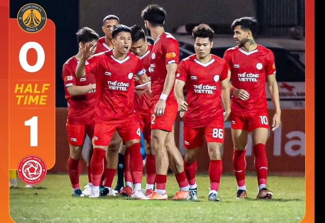 'Siêu phẩm' sút xa giúp Thể Công Viettel đánh bại Thanh Hóa: Tác giả không ăn mừng bàn thắng… - Ảnh 2.