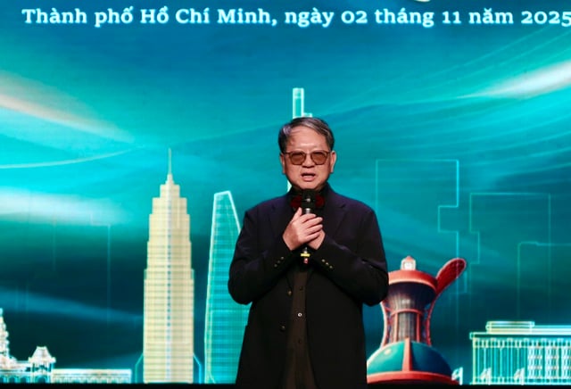 Y Garia Enuol បានឈ្នះមេដាយមាសនៅមហោស្រពតន្ត្រីបើកថ្នាក់ជាតិឆ្នាំ 2025 - រូបថត 1 ។ Y Garia Ênuôl đoạt huy chương vàng tại Liên hoan Âm nhạc toàn quốc mở rộng 2025 - Ảnh 1.