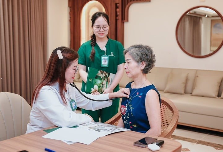 Люди похилого віку користуються комплексною спеціалізованою системою охорони здоров'я.