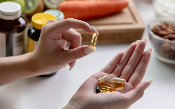 Tác dụng phụ nguy hiểm của thực phẩm bổ sung - Ảnh 1.