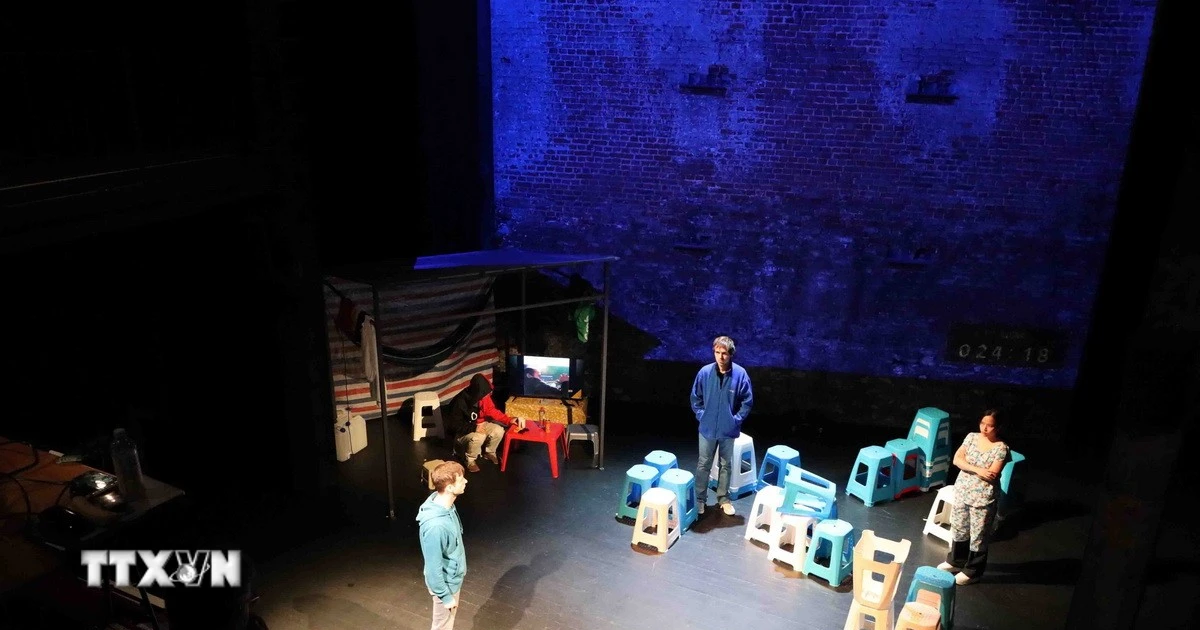 “Tuyết rơi ở Sài Gòn” - Khi hơi thở phương Nam chạm vào giá băng phương Bắc