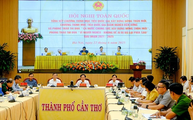 Giảm nghèo về thông tin: Nền tảng cho phát triển bền vững tại Cần Thơ - Ảnh 1.