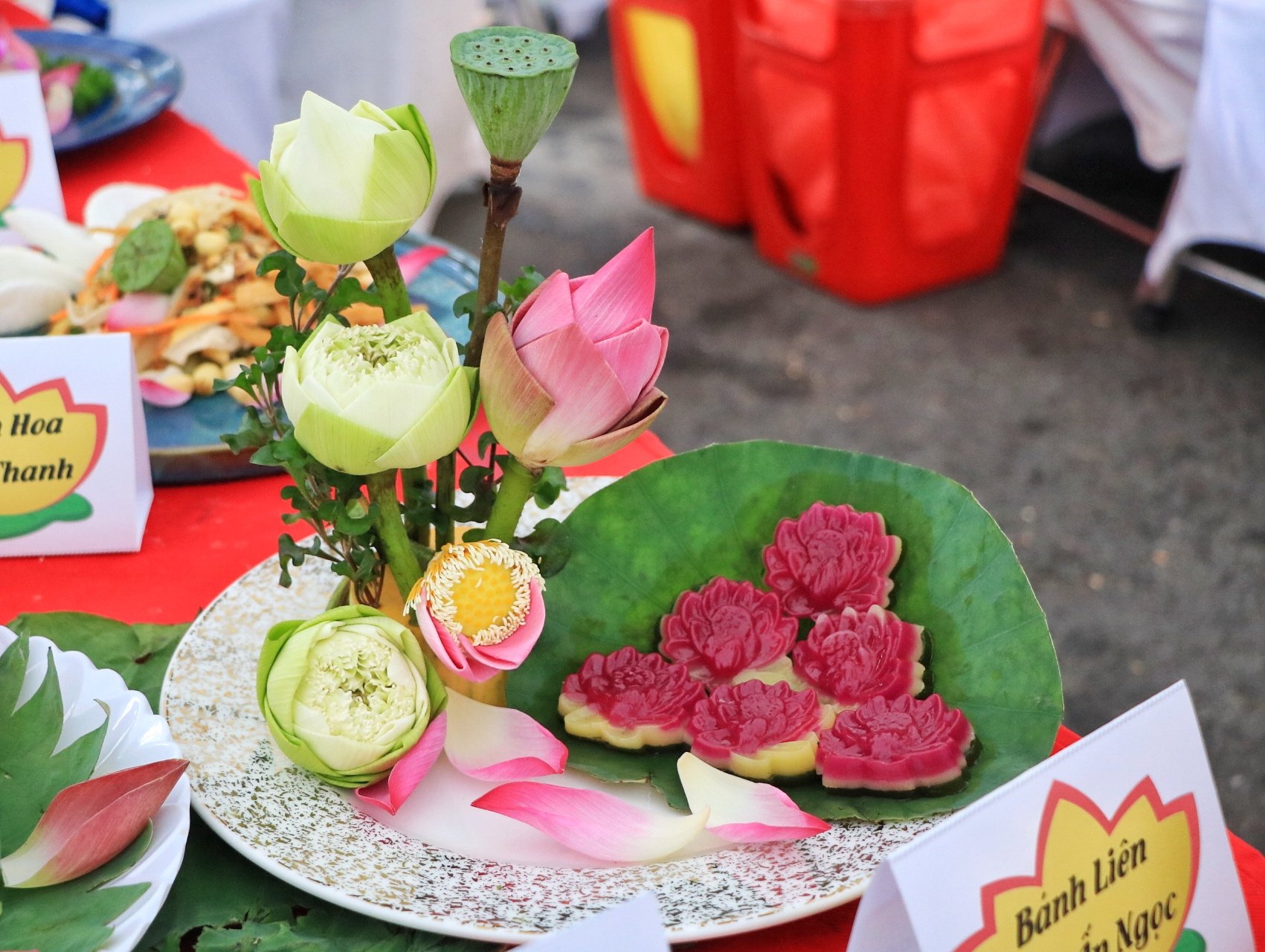 Kỷ lục Việt Nam: 200 món chay từ sen tại lễ hội ẩm thực chay ở TP.HCM - Ảnh 16.