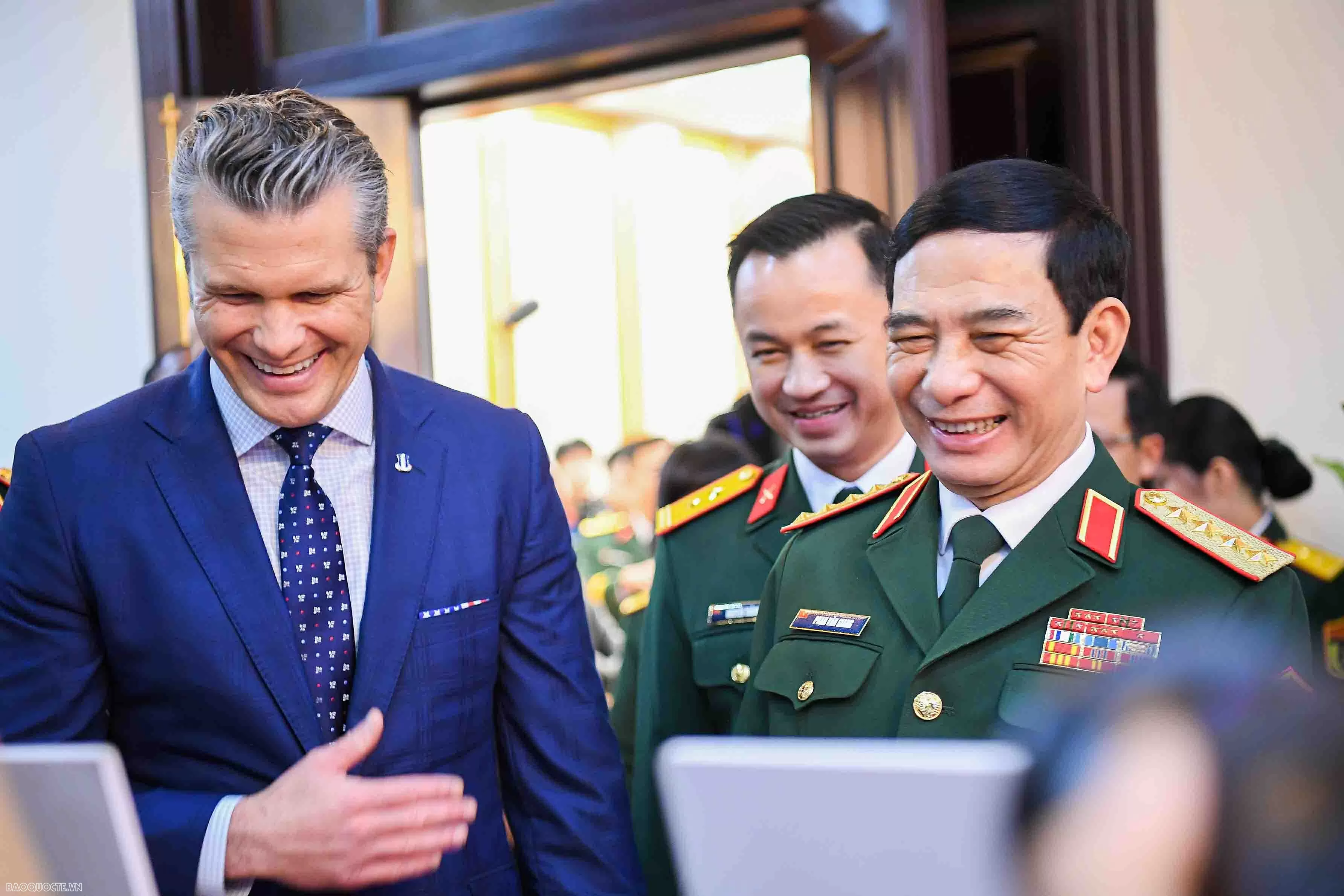 វៀតណាម-អាមេរិក៖ កិច្ចសហប្រតិបត្តិការក្នុងការជម្នះផលវិបាកសង្គ្រាមនៅតែបន្តជាអាទិភាពកំពូល Việt Nam-Mỹ: Hợp tác khắc phục hậu quả chiến tranh tiếp tục là ưu tiên hàng đầu