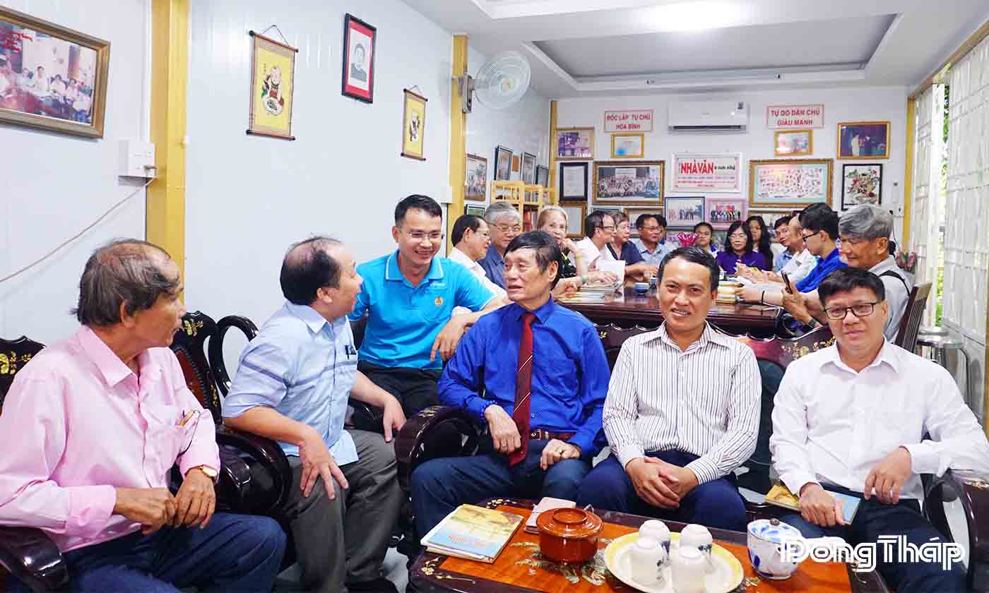 Otwarcie ogrodu poetyckiego pagody Tinh Toan w pagodzie Tran Do Liem 3.jpg