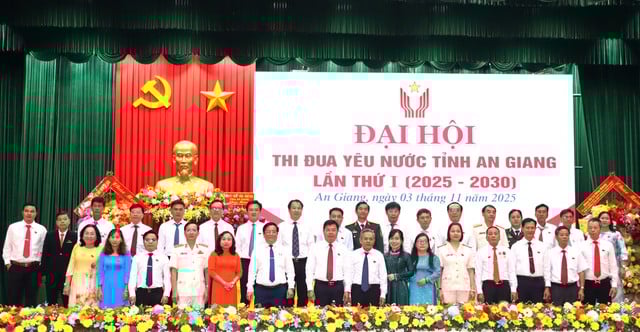 - Foto 3.  - Ảnh 3.