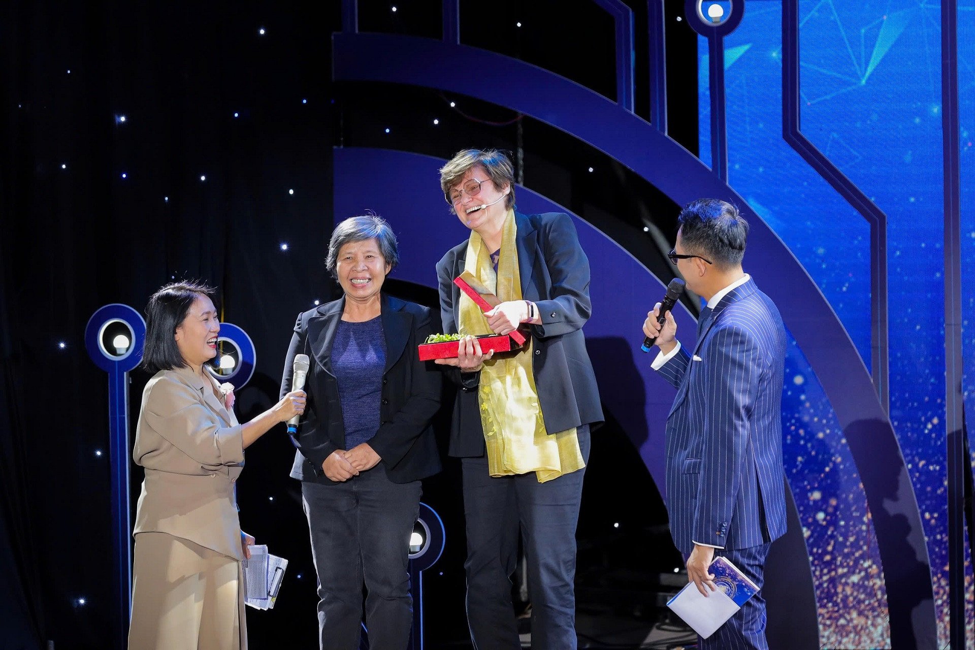 PR 4 រូបថត 1 .jpg