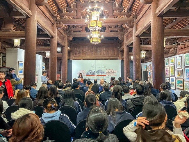 Edebiyat Tapınağı'nda Doğu-Batı Diyaloğu - Entegrasyon sürecinde eğitim mirasının değerinin vurgulanması - Fotoğraf 5