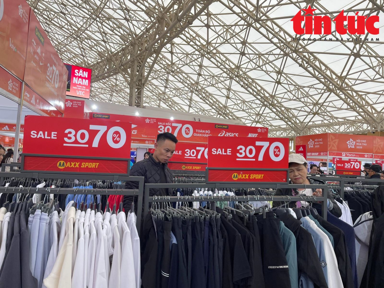 ຄຳບັນຍາຍຮູບ