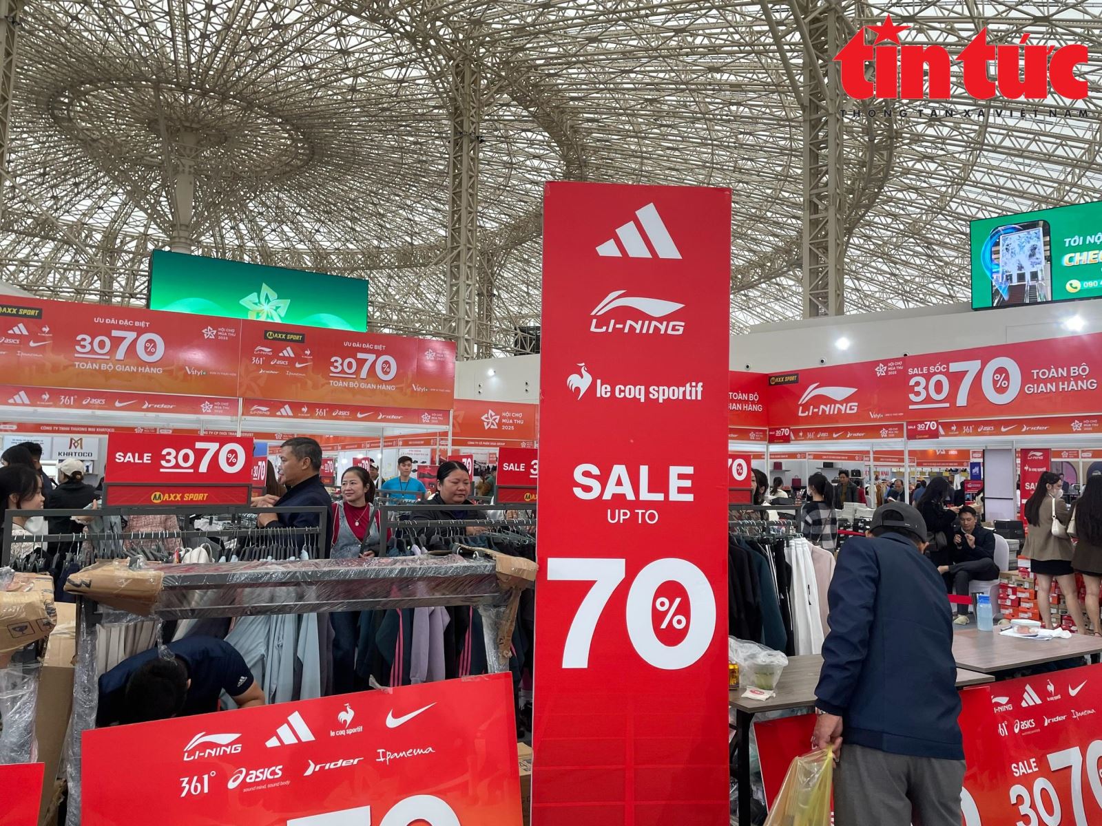 ຄຳບັນຍາຍຮູບ