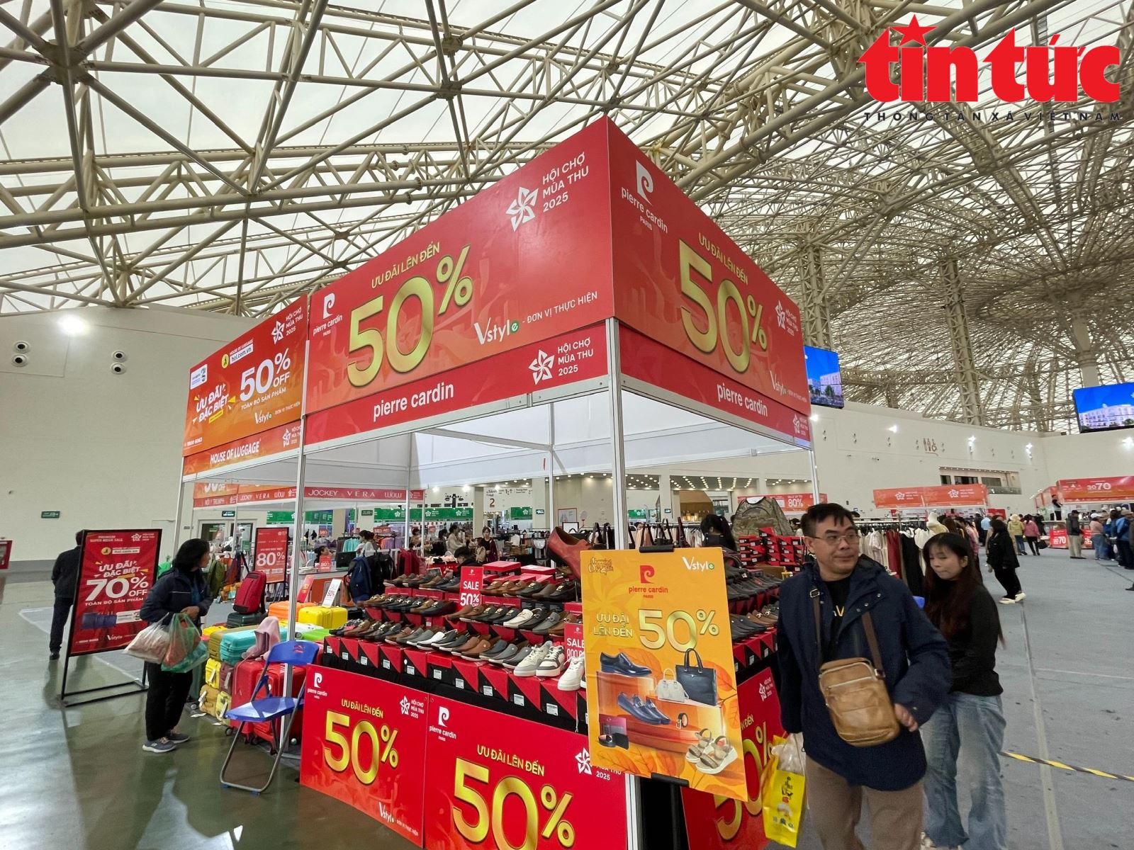 ຄຳບັນຍາຍຮູບ