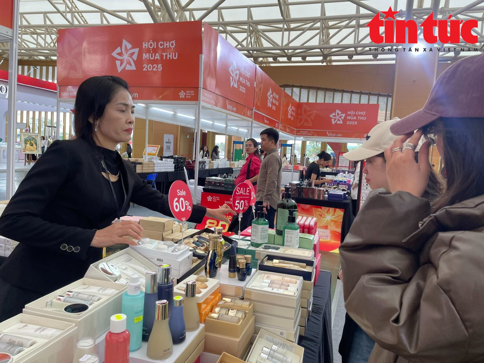 ຄຳບັນຍາຍຮູບ