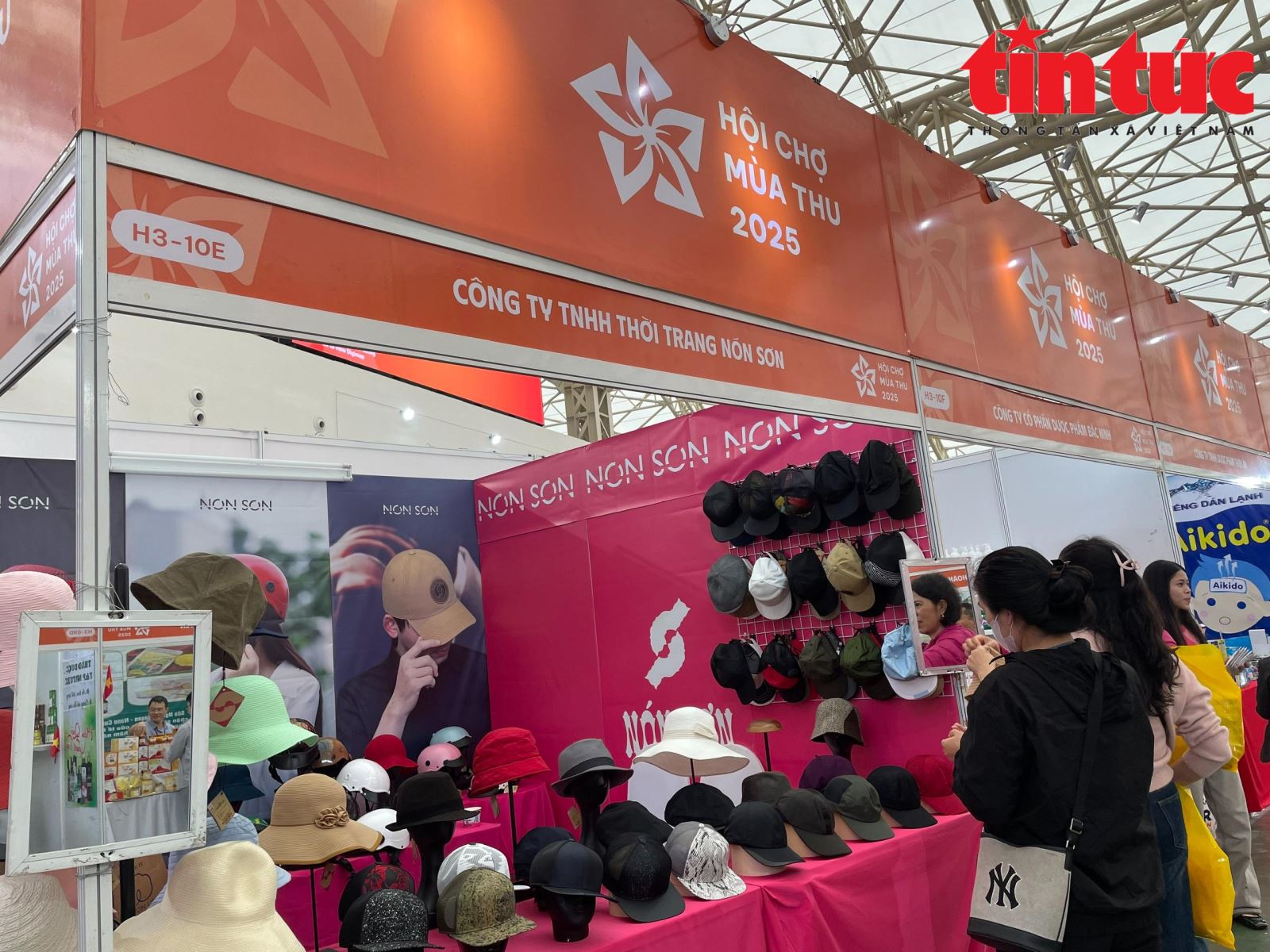 ຄຳບັນຍາຍຮູບ