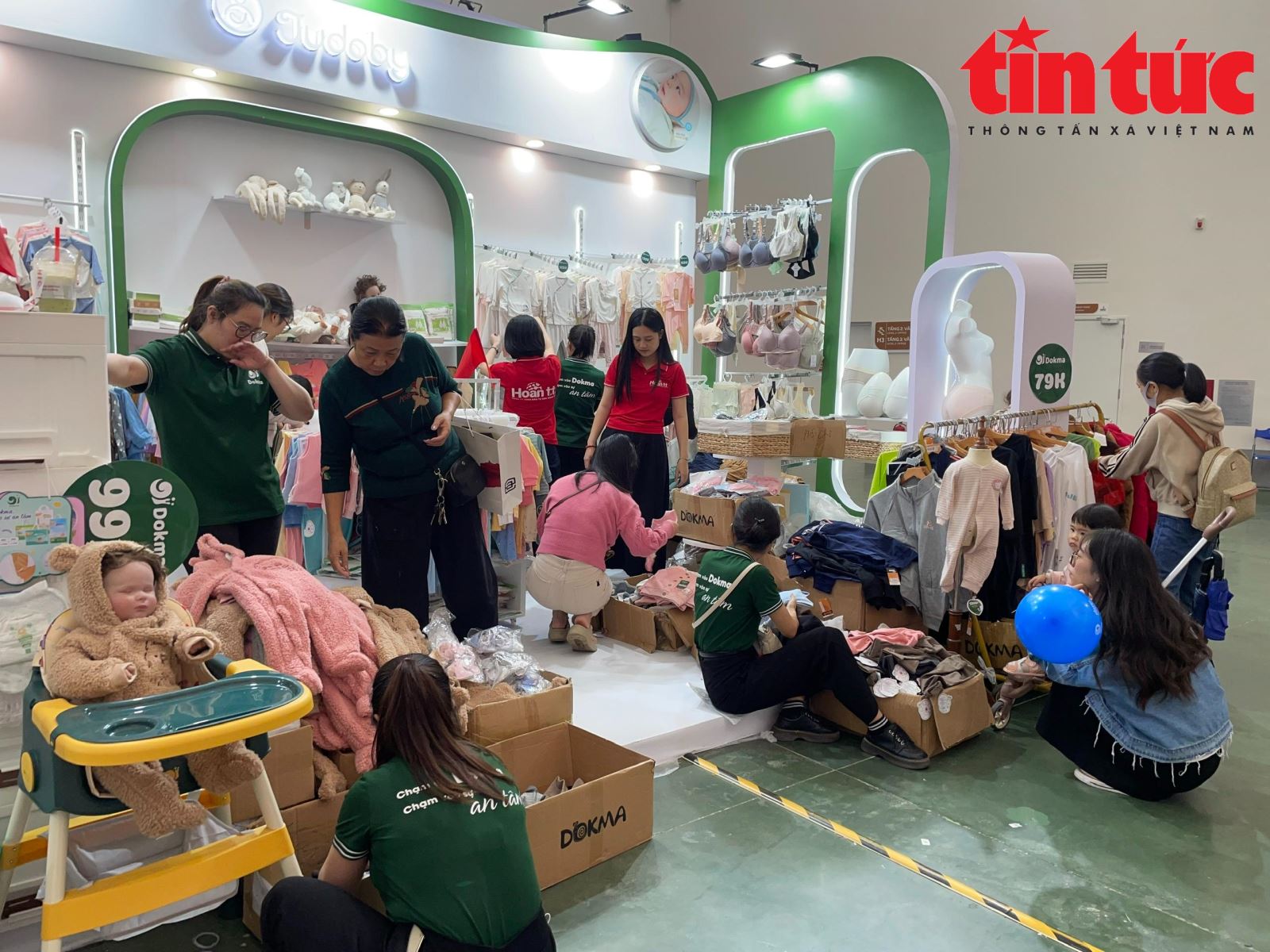 ຄຳບັນຍາຍຮູບ