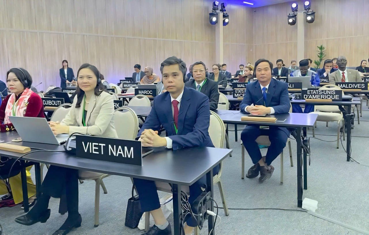 フンイエン省党委員会宣伝大衆動員部のグエン・ヴァン・チエン部長が、ウズベキスタン共和国サマルカンド市で開催されたユネスコ会議に出席した。