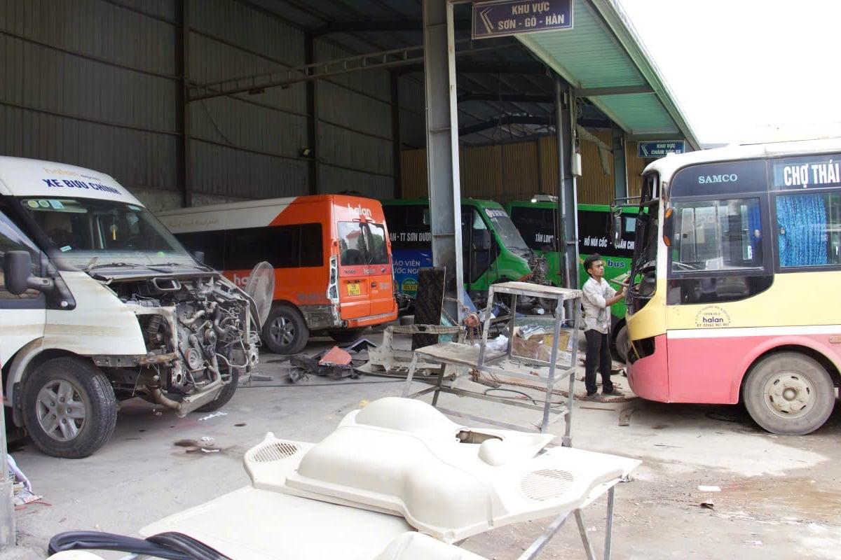 Số lượng xe hỏng hóc, xăng dầu thất thoát khiến công ty thiệt hại lên đến 30 tỷ đồng. Ảnh: Nguyệt Hồ