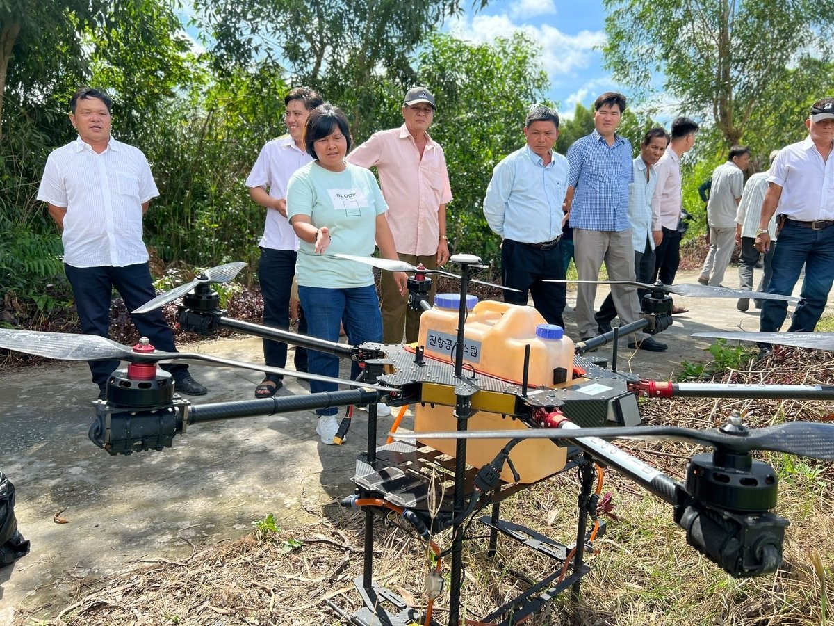 Cà Mau ứng dụng cơ giới hóa trong sản xuất nông nghiệp. Ảnh: Trọng Linh.